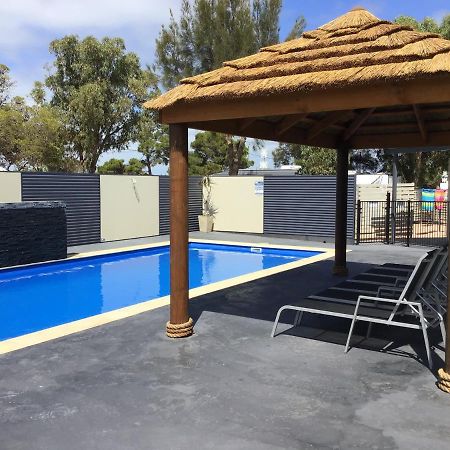 Ceduna Foreshore Caravan Park Esterno foto