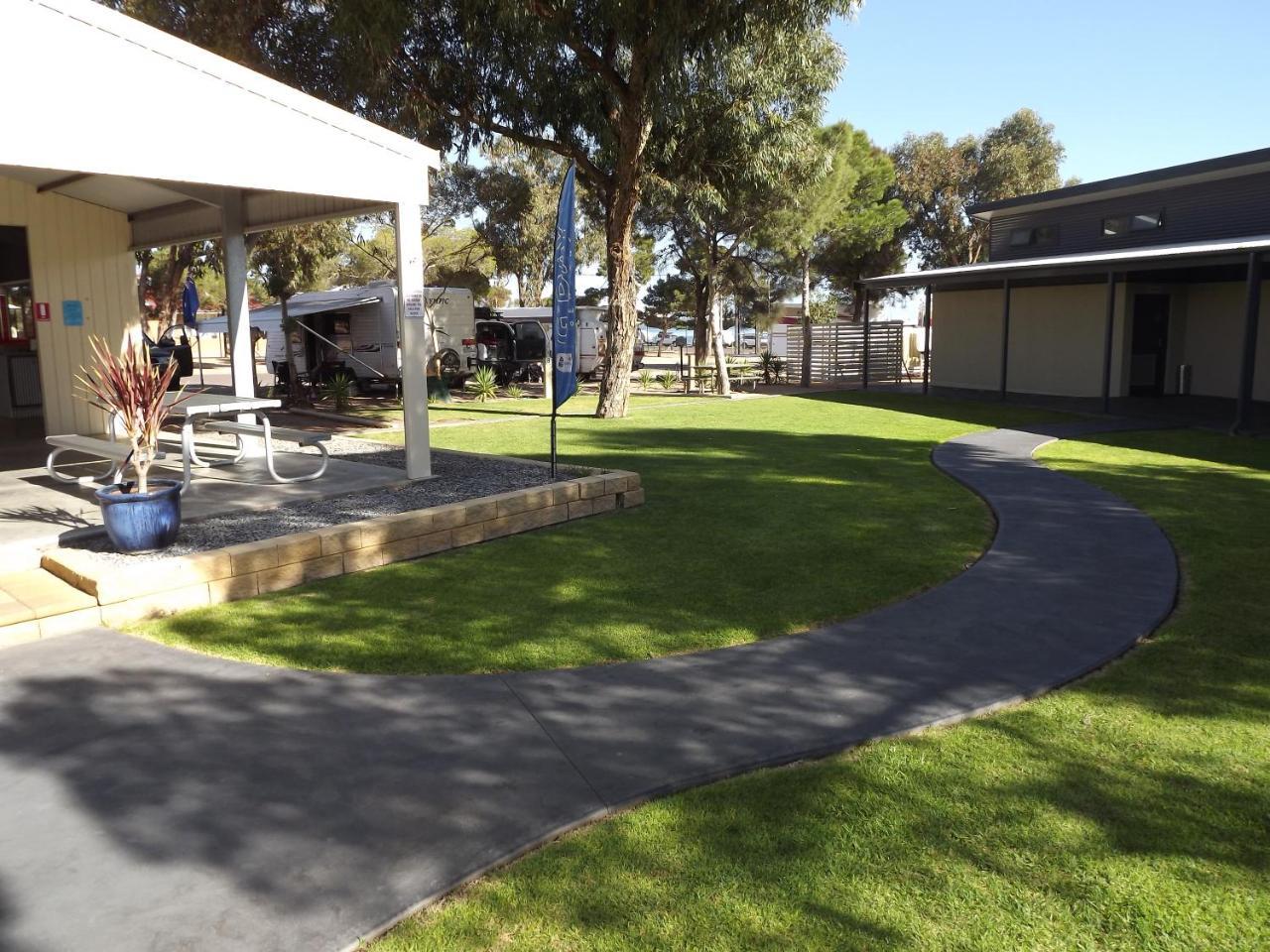 Ceduna Foreshore Caravan Park Esterno foto